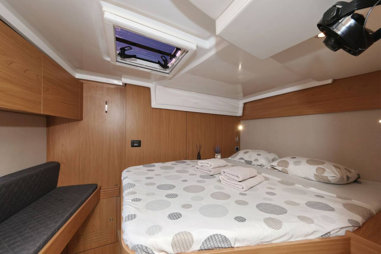 Bali Catspace Rolling Stone