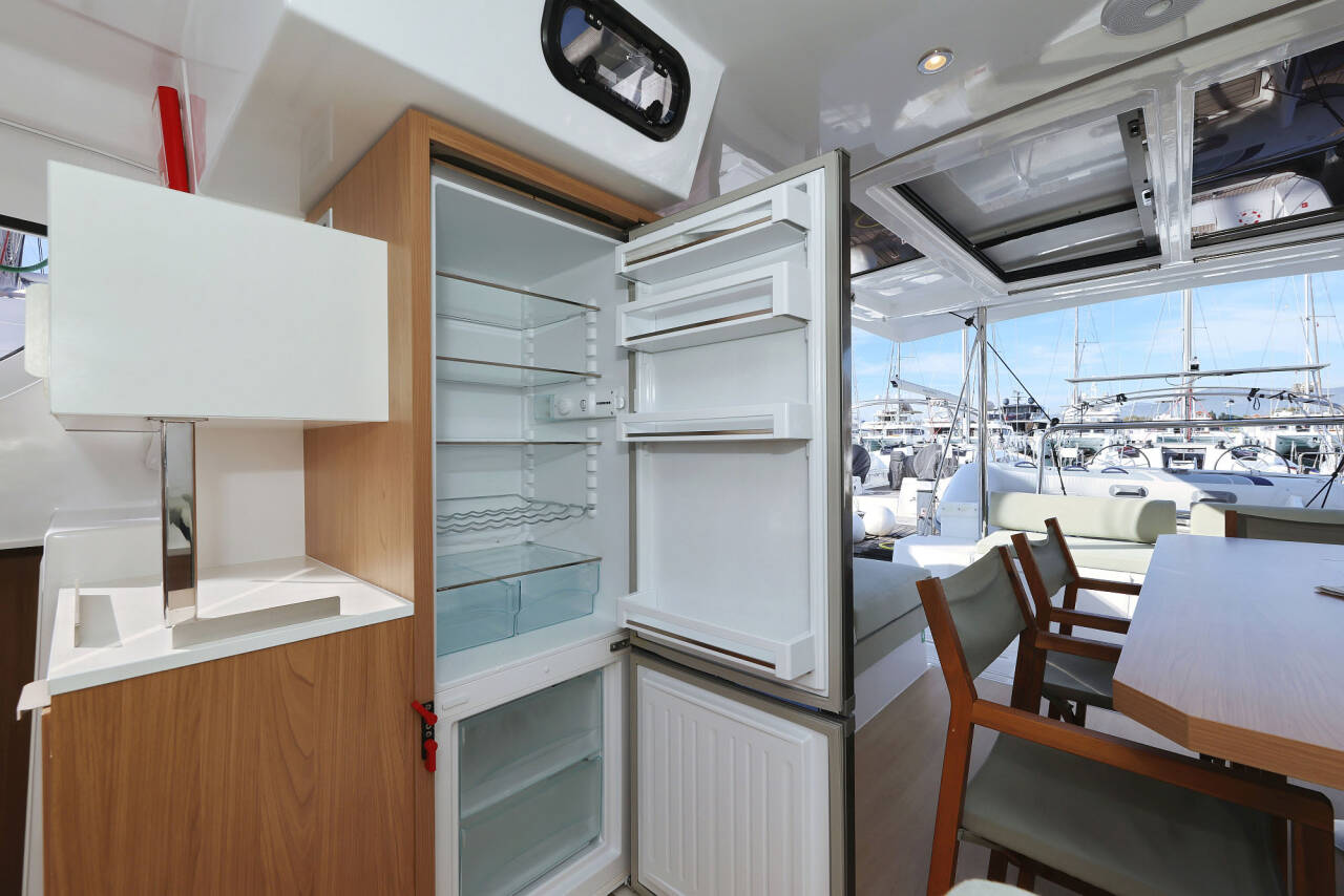 Catspace Happy Sailor