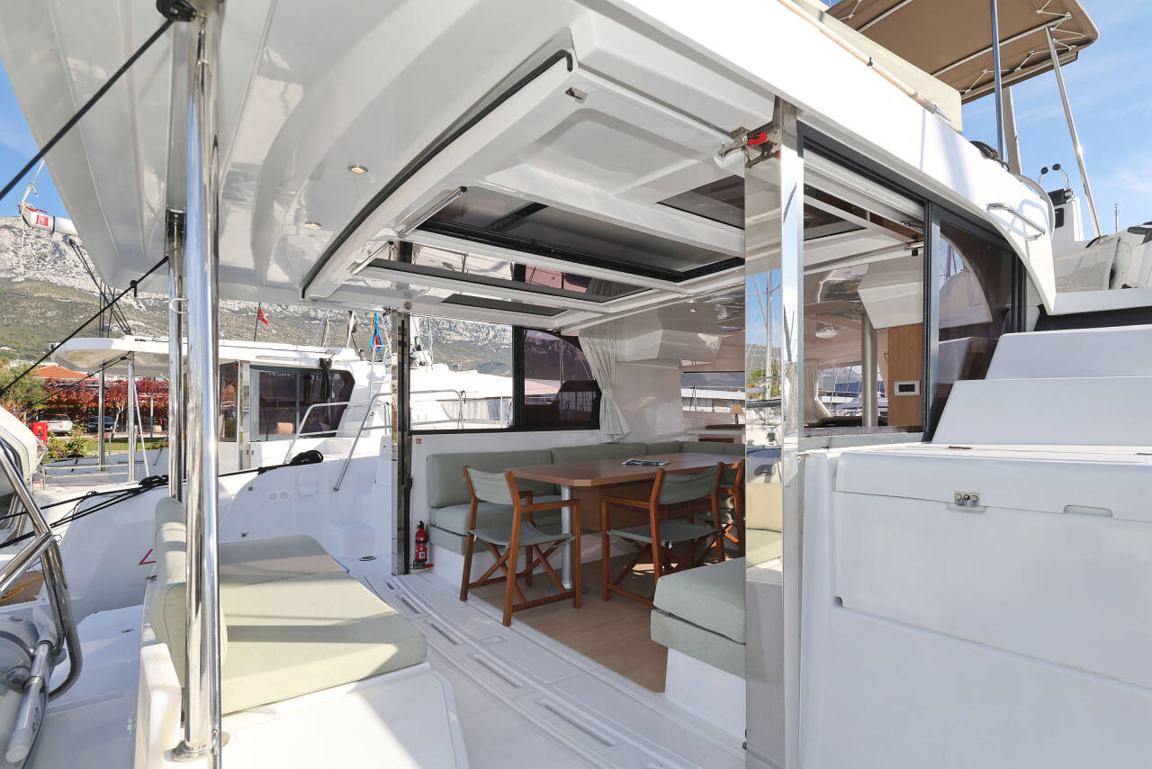 Catspace Happy Sailor