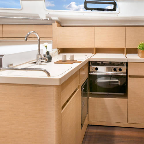 Hanse 418 