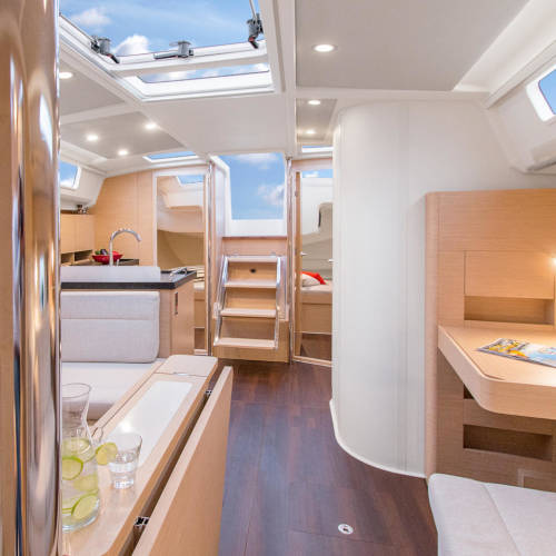 Hanse 418 
