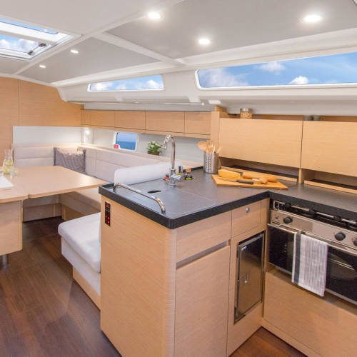 Hanse 418 