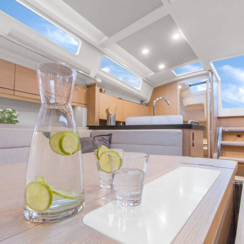 Hanse 418 