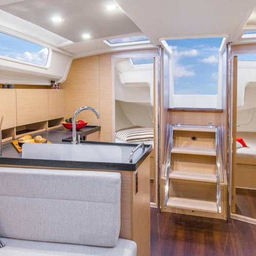 Hanse 418 