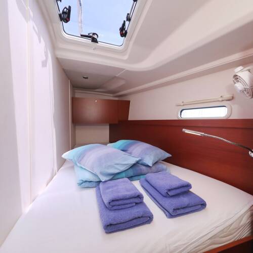 Hanse 455 Bare Necessities