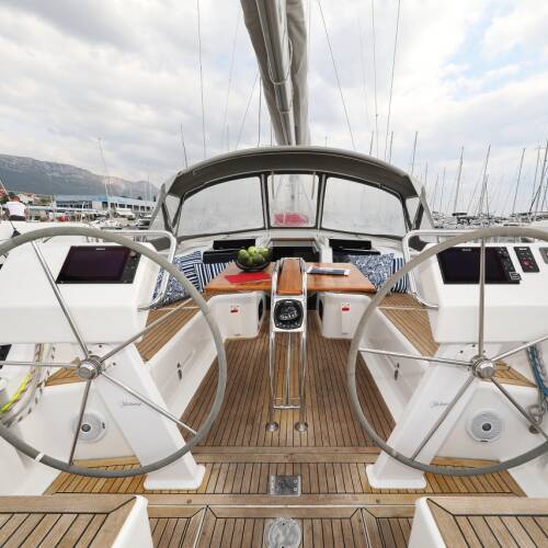 Hanse 455 Bare Necessities