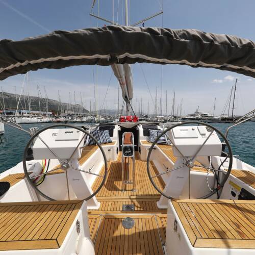 Hanse 455 Purple Rain