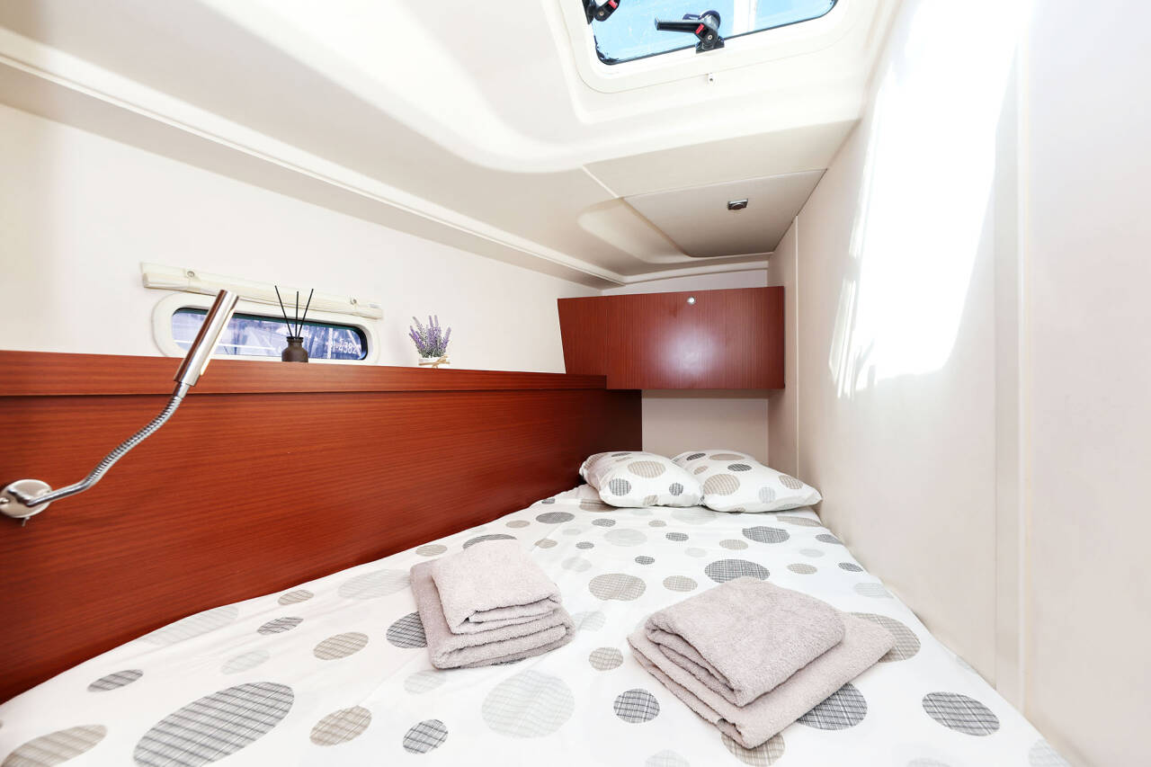 Hanse 455 Purple Rain