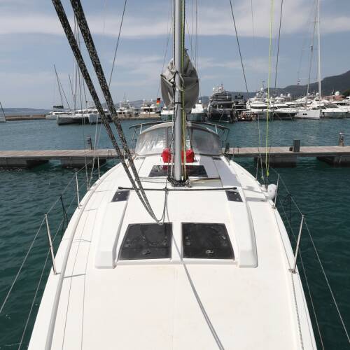 Hanse 455 Purple Rain