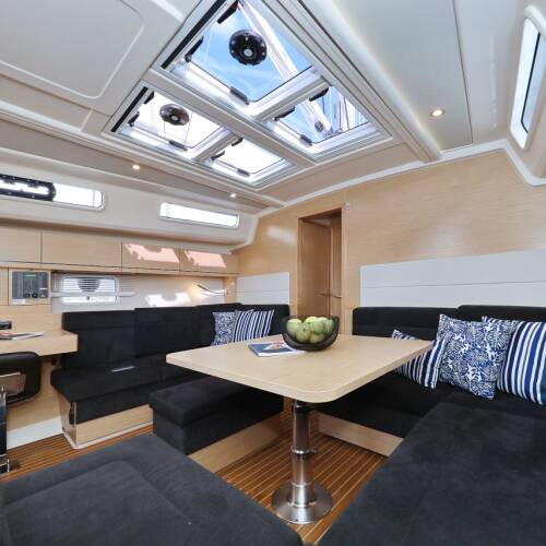 Hanse 458 Kind of Magic