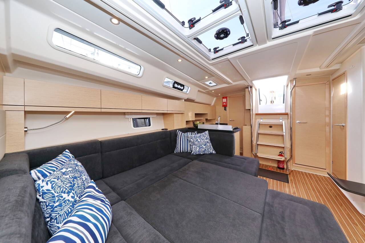 Hanse 458 Kind of Magic