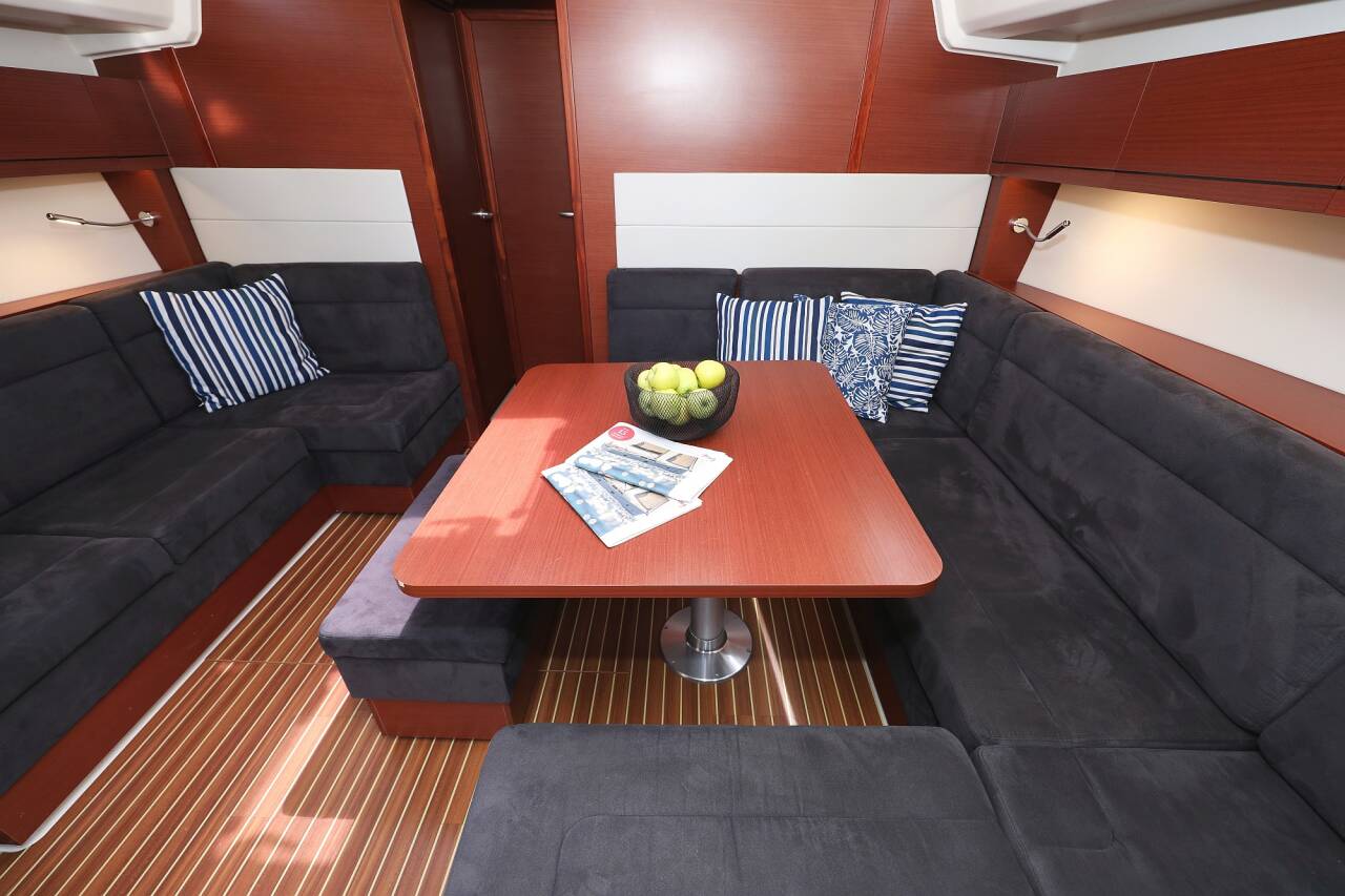 Hanse 458 Mika