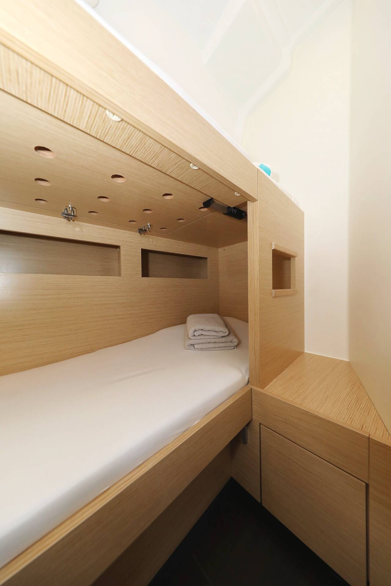 Hanse 460 Aventura