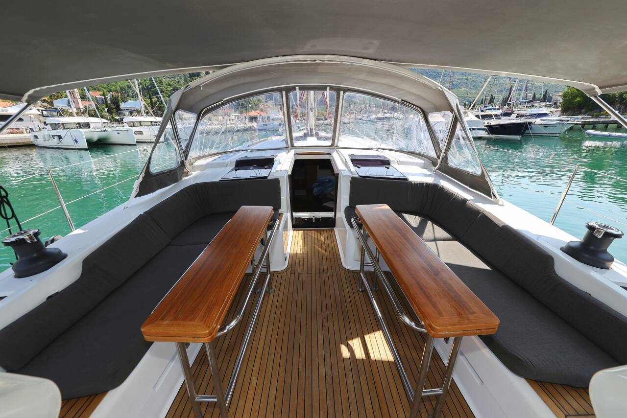 Hanse 508 Uptown Girl