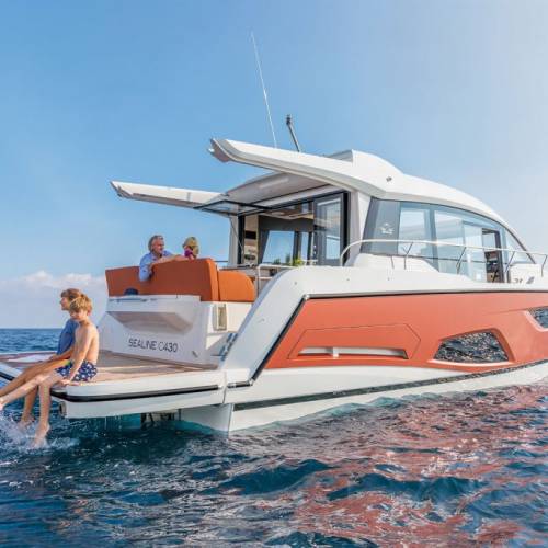 Sealine C430 