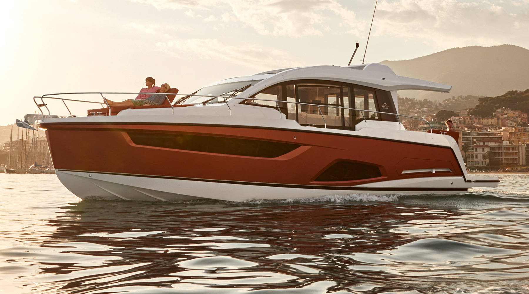 Sealine C430 