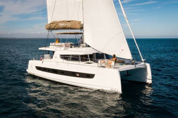 Bali 4.6 | Belle Amie