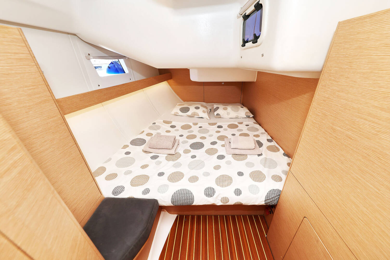 Elan Impression 45  | Ibiss