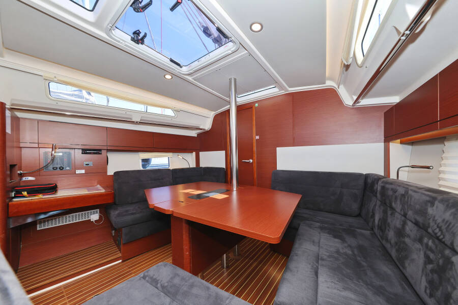 Hanse 388  | Whisper