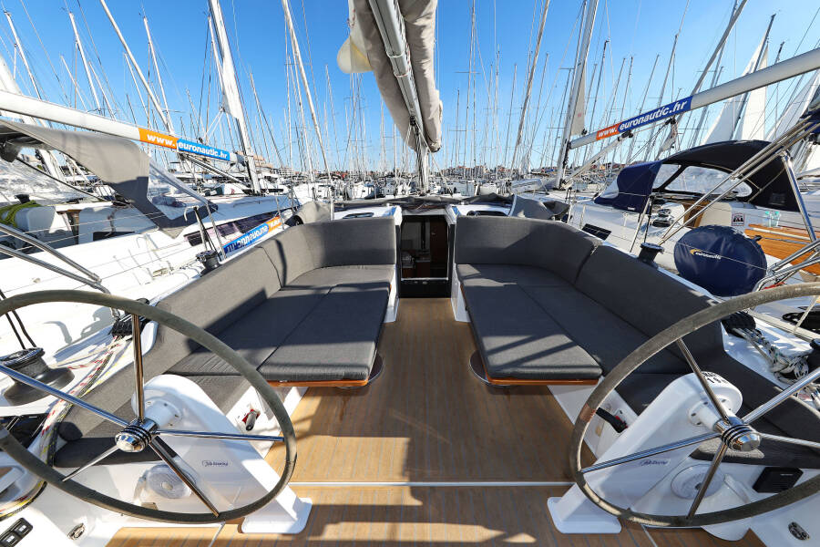 Hanse 410  | Bela