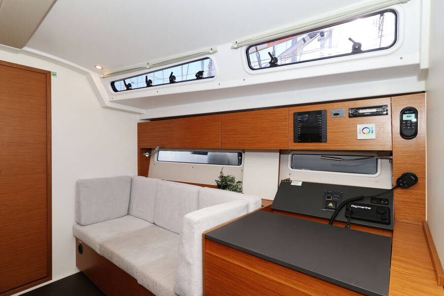 Hanse 410  | Bela