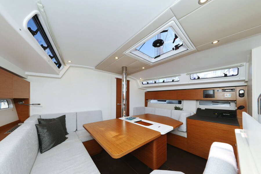 Hanse 410  | Bela