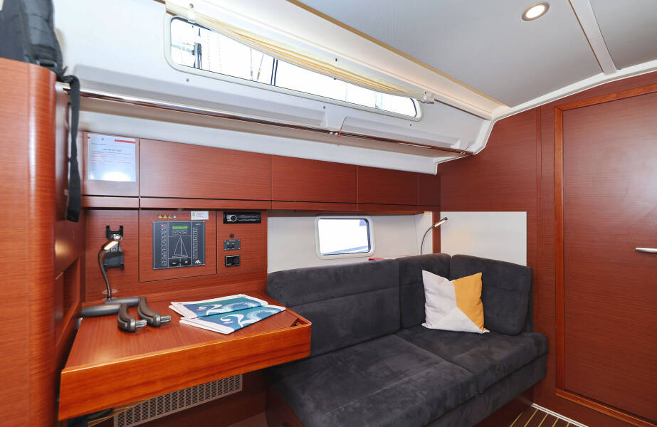Hanse 418  | Leia