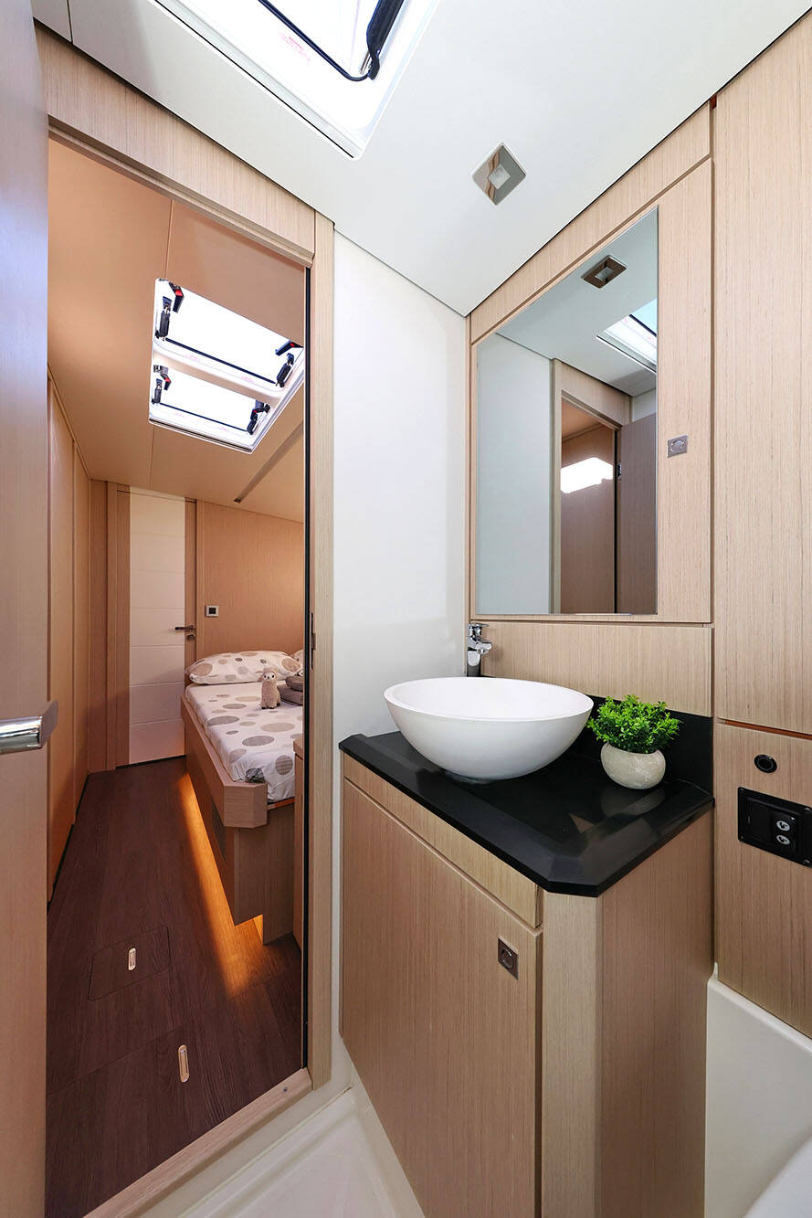 Jeanneau 60  | Friends