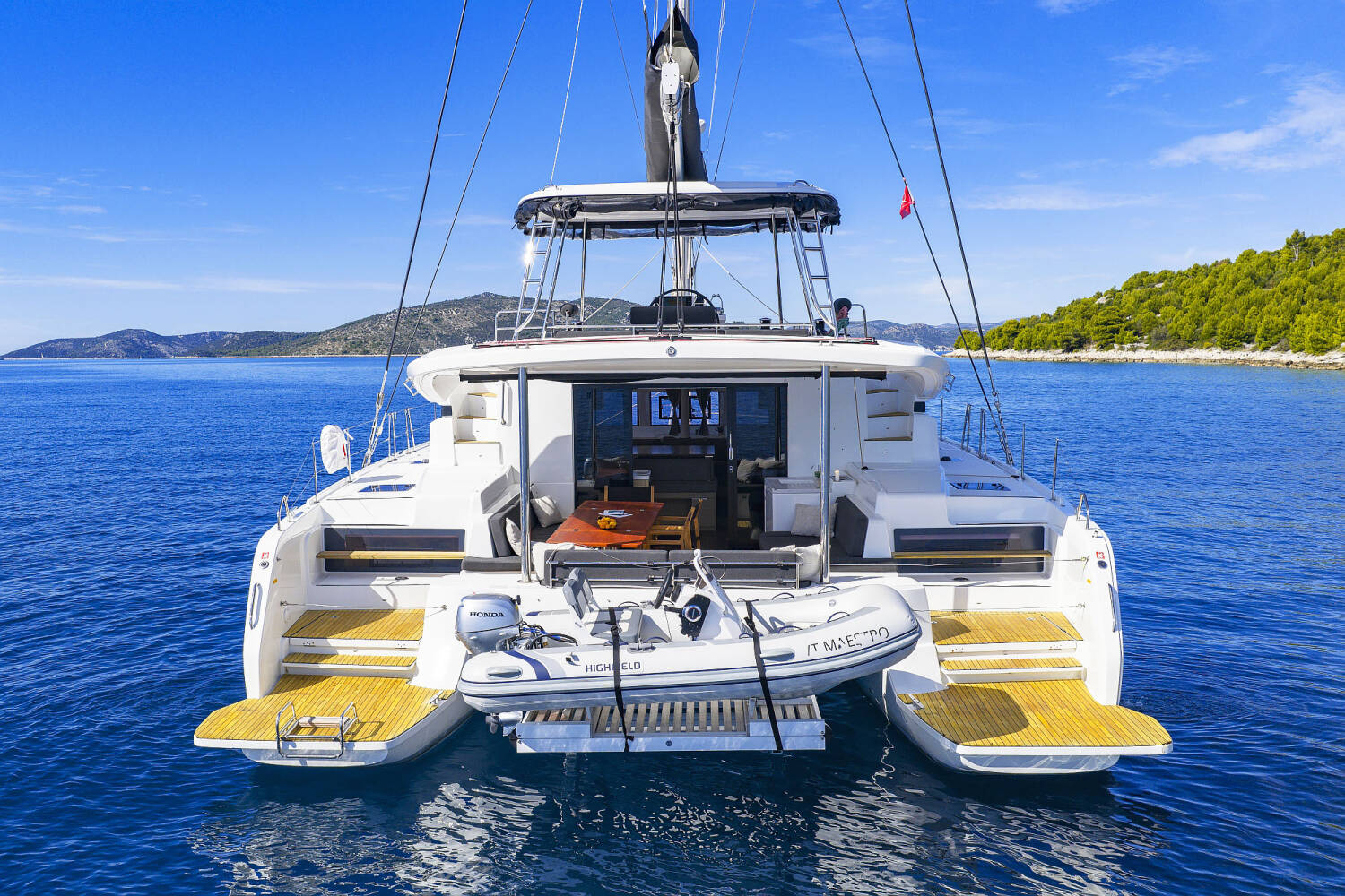 Lagoon 51  | Maestro