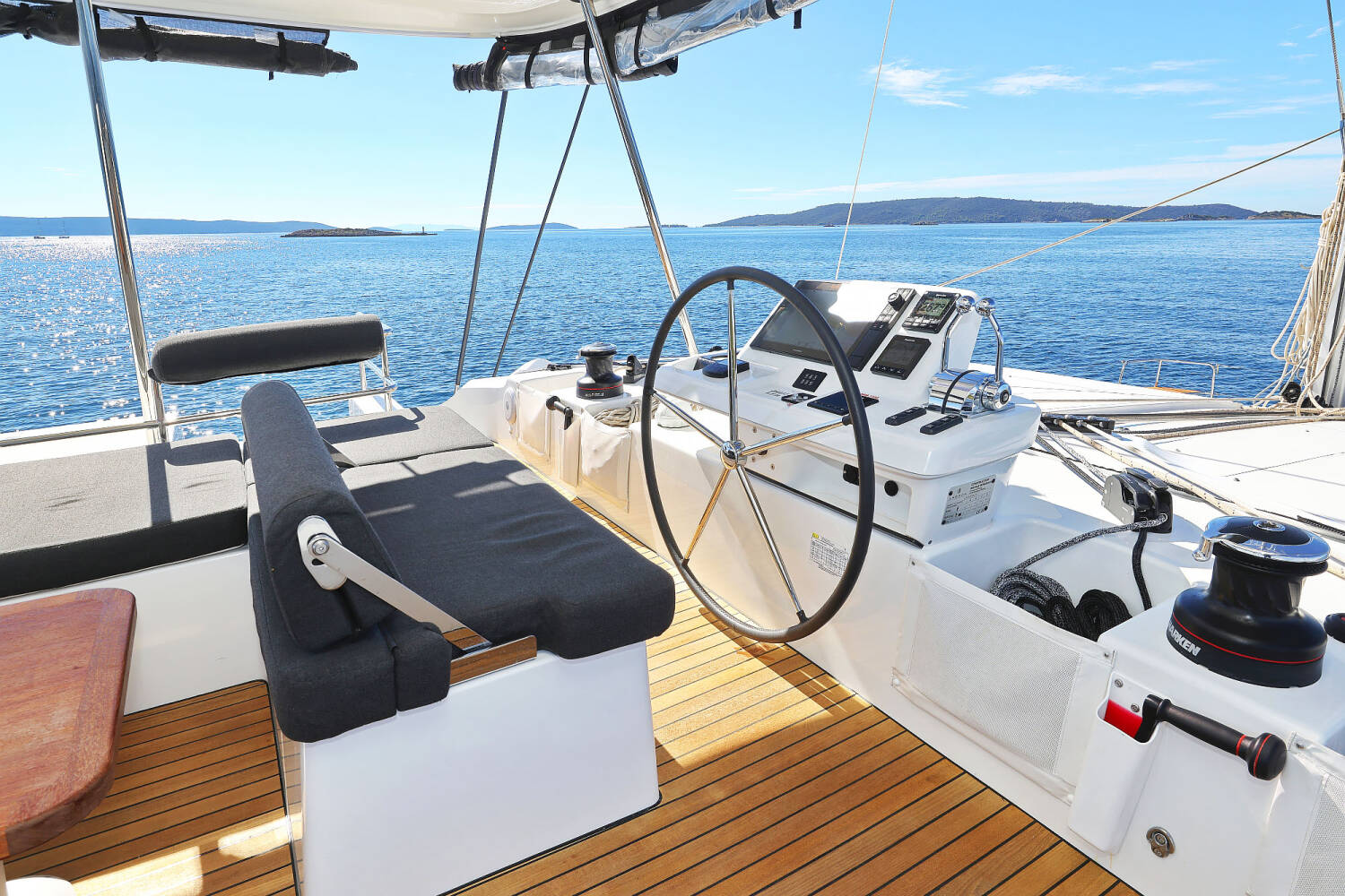 Lagoon 51  | Maestro