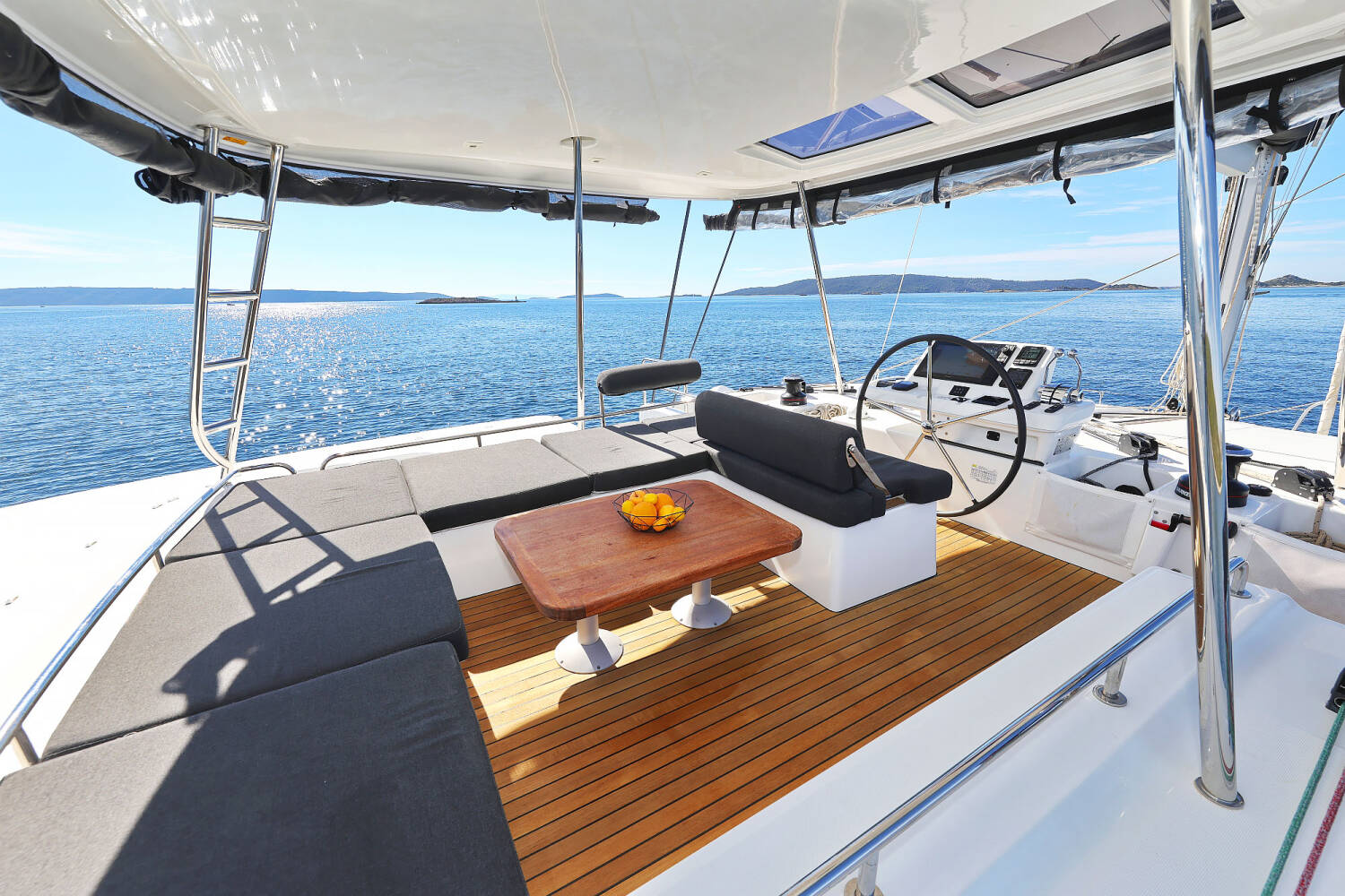 Lagoon 51  | Maestro