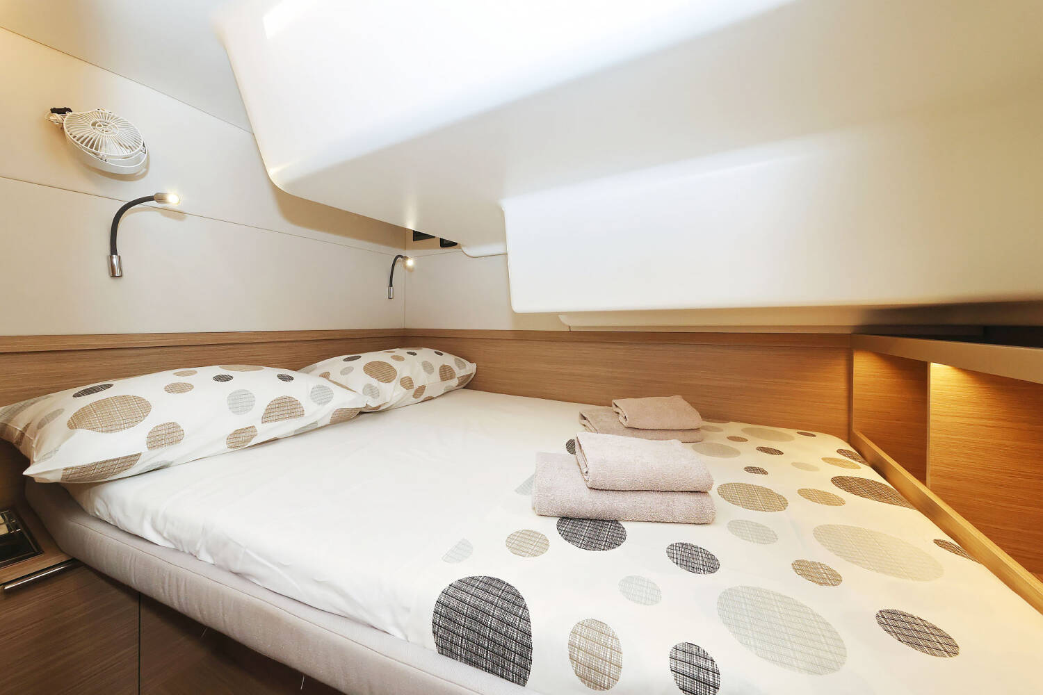 Lagoon 51  | Maestro